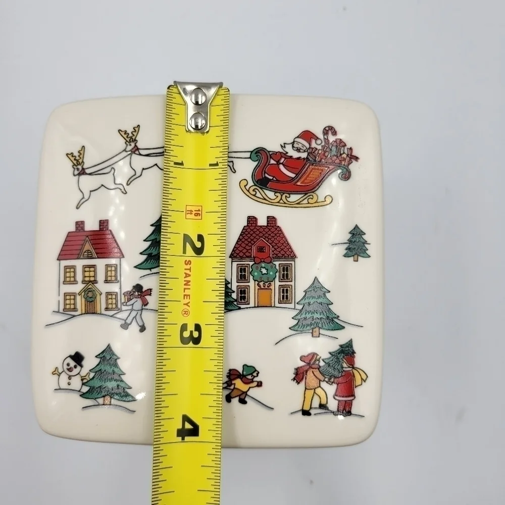 Vintage jamestown small